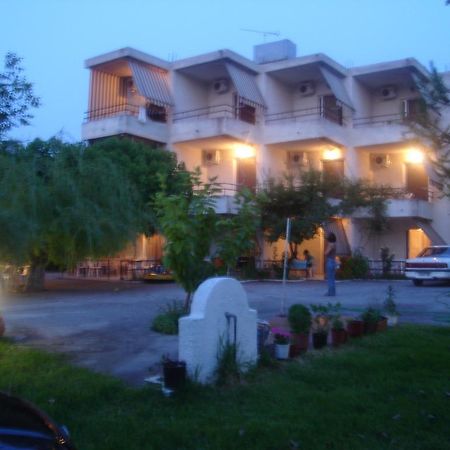 Apartments Skardoutsou Agiokampos  Ngoại thất bức ảnh
