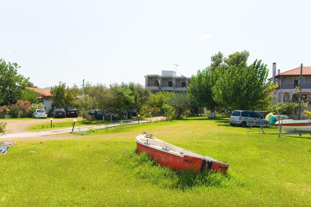 Apartments Skardoutsou Agiokampos  Ngoại thất bức ảnh
